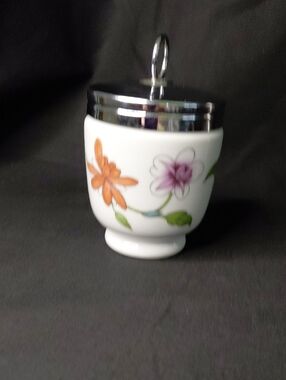 King Size Royal Worcester ASTLEY Egg Coddler Pocelain